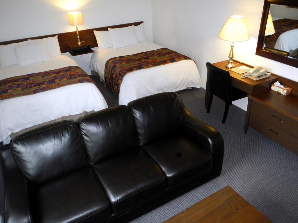 Mayfair Motel Victoria Exteriör bild