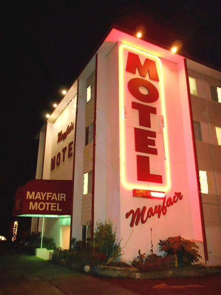 Mayfair Motel Victoria Exteriör bild