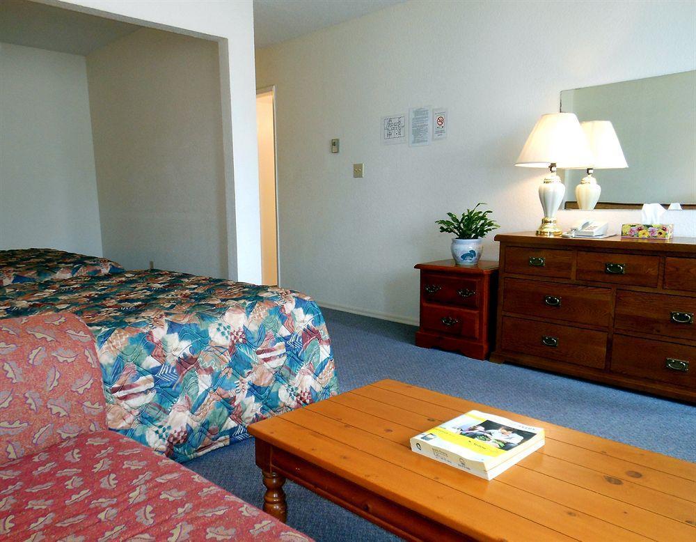 Mayfair Motel Victoria Exteriör bild